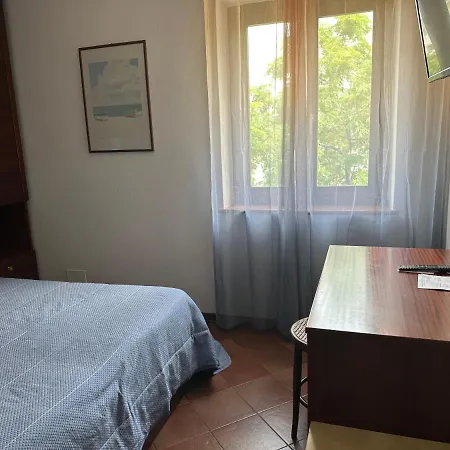Citta Di Trieste 3* غرادو